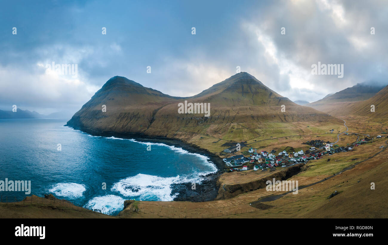 Das Dorf Gjógv. Färöer Inseln Stockfoto