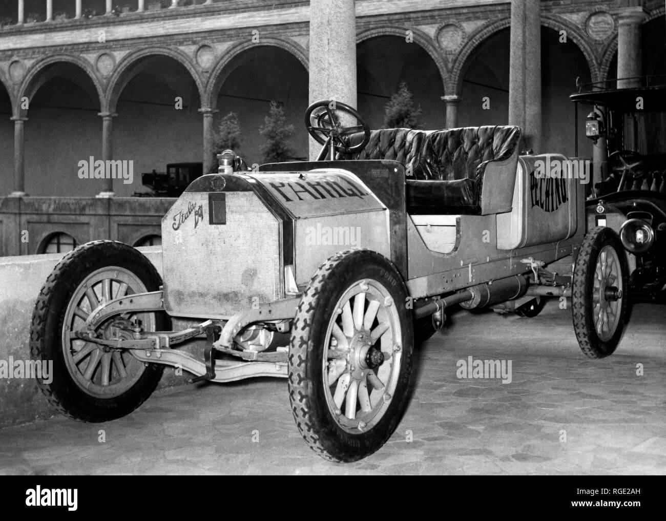 Italien, Mailand, historische Ausstellung von Verkehrsmitteln im Museum für Wissenschaft und Technologie, 1954 Stockfoto