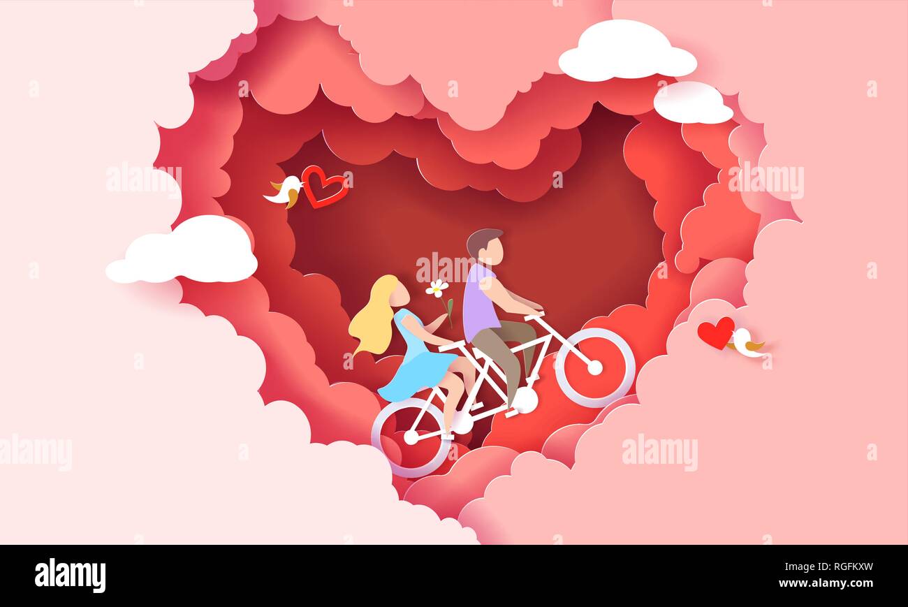 Valentines Tag Karte mit paar Reiten Fahrrad innerhalb der roten Wolken in Herzform. Vektor Papier art Illustration. Papier geschnitten und Handwerk Stil. Stock Vektor
