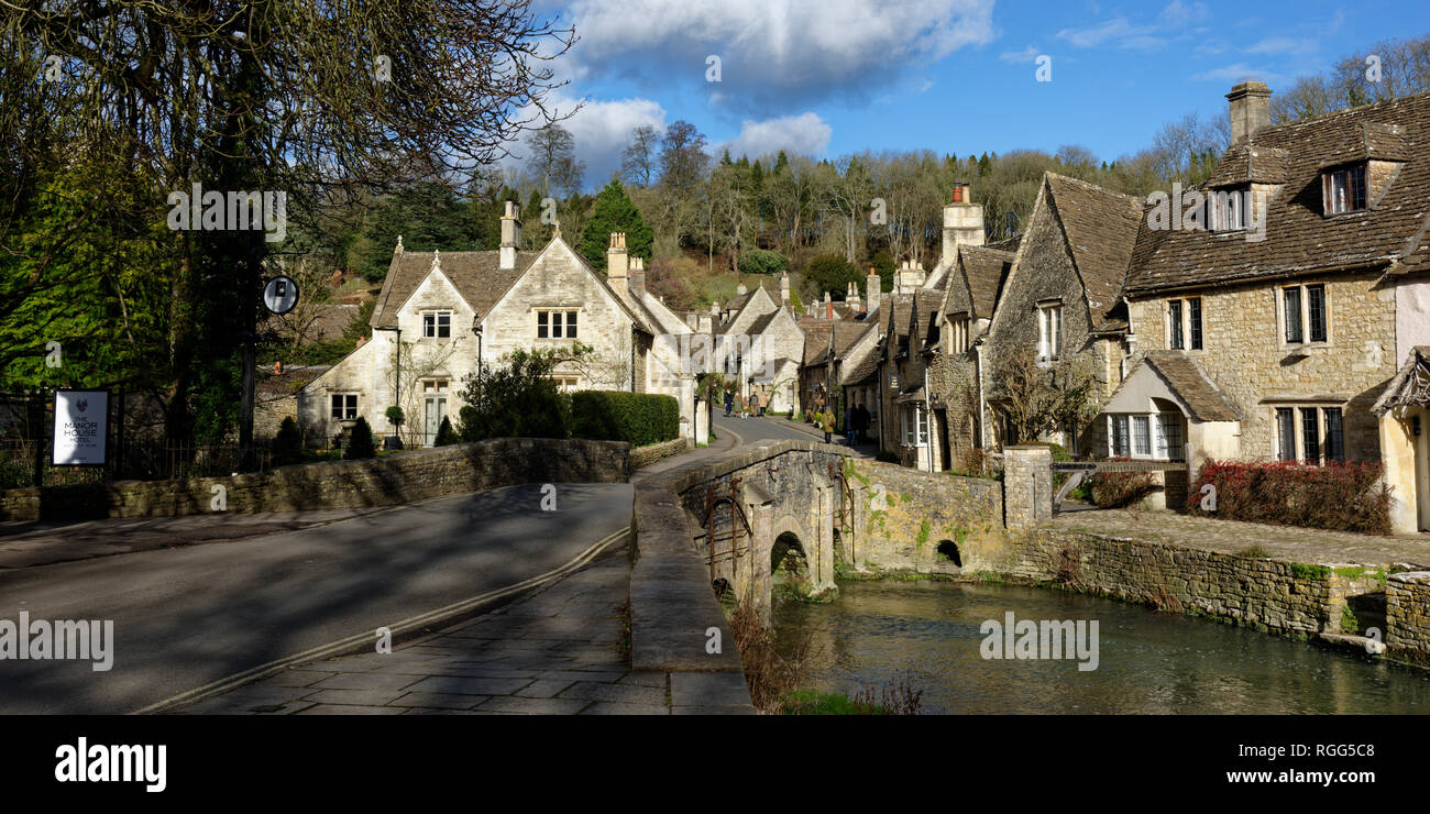 Castle Combe in Wiltshire ist eine der schönsten Englands Dörfer Stockfoto