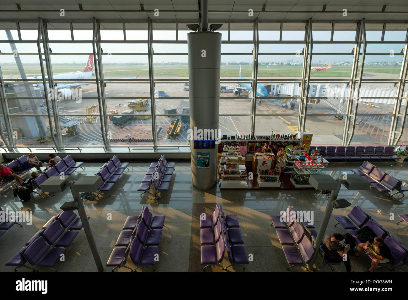 Vom internationalen Flughafen Tan Son Nhat in Ho Chi Minh City, Vietnam Stockfoto