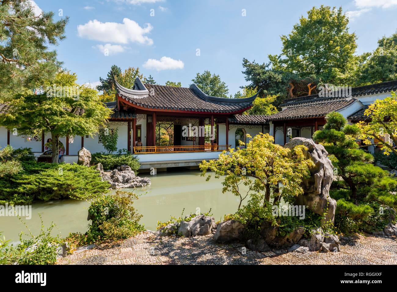 Pagode in Dr. Sun Yat-Sen Classical Chinese Garden, traditionelle chinesische Architektur, Vancouver, British Columbia, Kanada Stockfoto