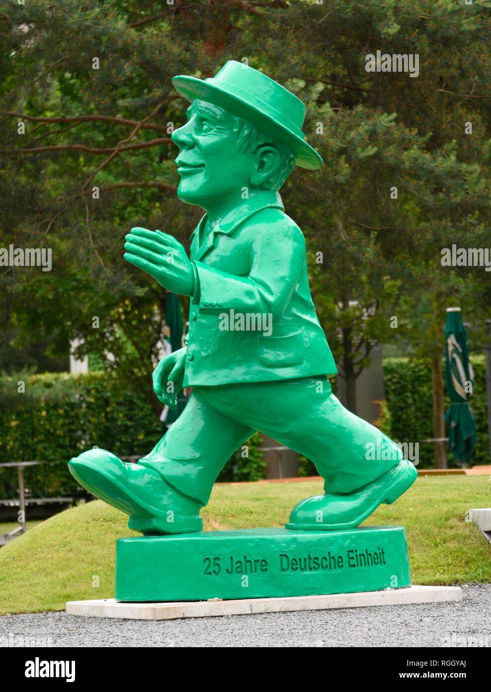 Ampelmann Statue von Ottmar Hörl für den 25. Jahrestag der deutschen Wiedervereinigung, Berlin, Deutschland Stockfoto