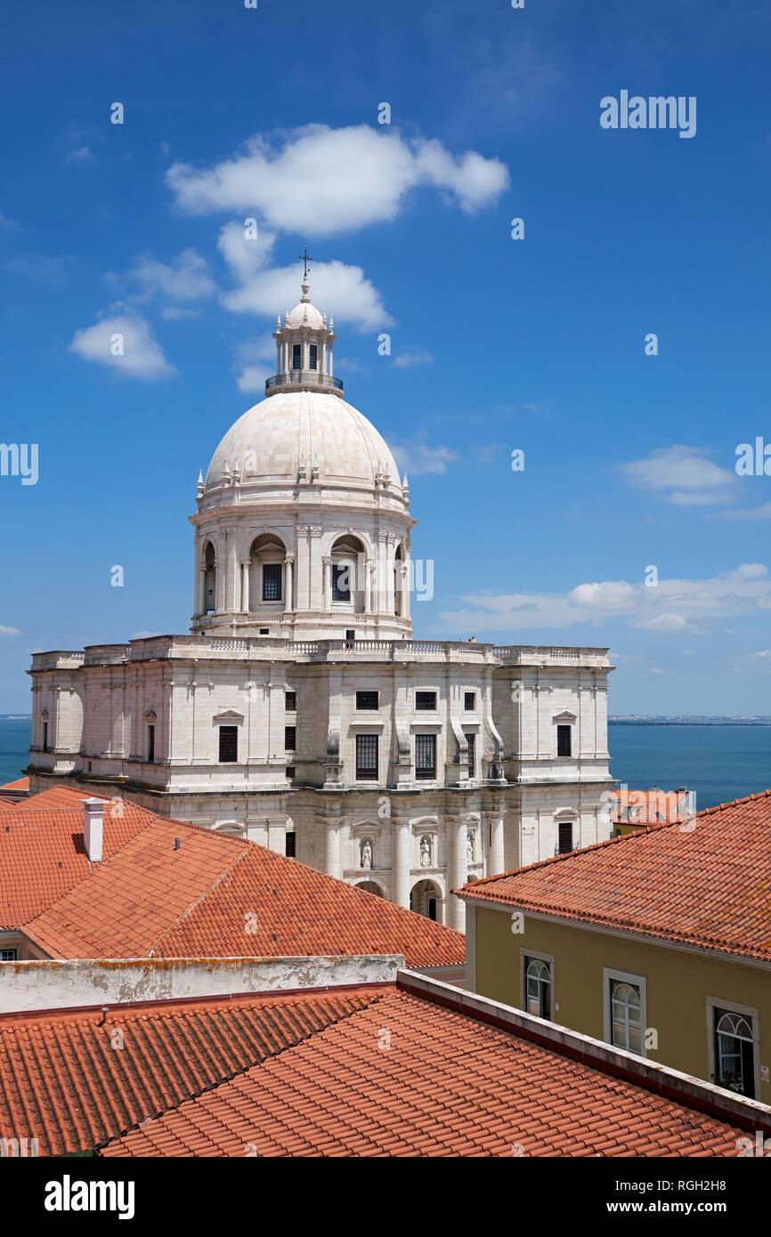 Die nationalen Pantheon (Panteão Nacional), konvertiert von der Kirche Santa Engrácia, Lissabon, Portugal. Stockfoto