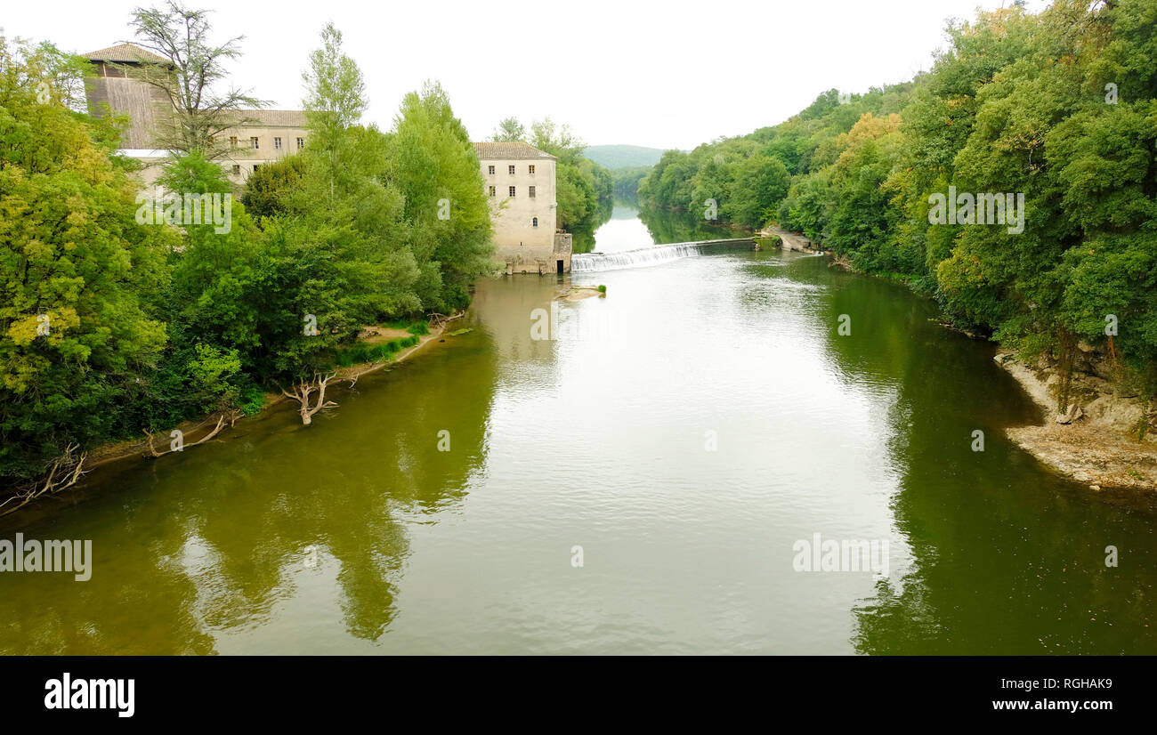 Saint Antonin Noble Val, Fluss Aveyron, Tarn et Garonne Abteilung, Region Midi-Pyrénées, Frankreich. Stockfoto