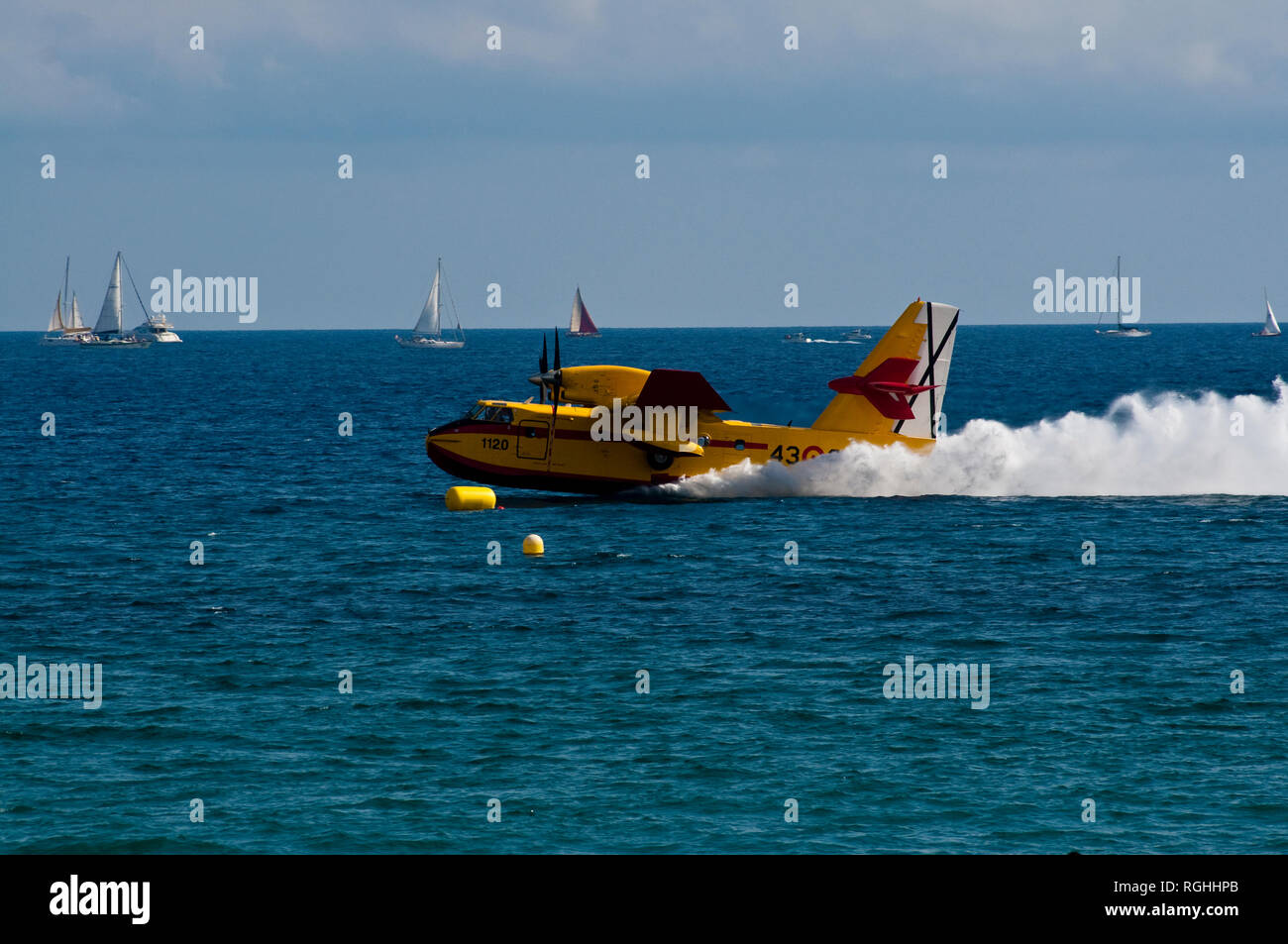 Hidroavión, Wasserflugzeug, Canadair CL-215T Stockfoto