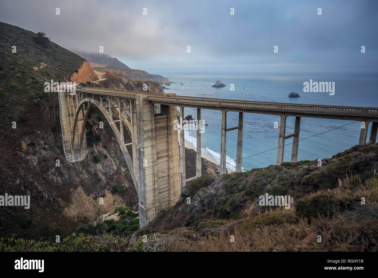 USA, California, Big Sur, Pacific Coast National Scenic Byway, Bixby Creek Bridge, California State Route 1, Highway 1 Stockfoto