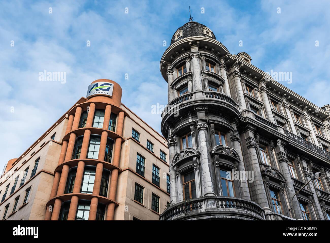 Brüssel, Belgien - 01. 18. 2019: Fassade des Bürogebäudes der AG Insurance Company Stockfoto
