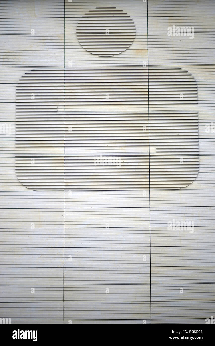 Kaiserslautern, Deutschland - 26. Januar 2019: Die moderne Fassade und das Logo der Sparkasse zu einem Finanz- und Bürogebäude am 26. Januar 2019 in der Kaiser Stockfoto