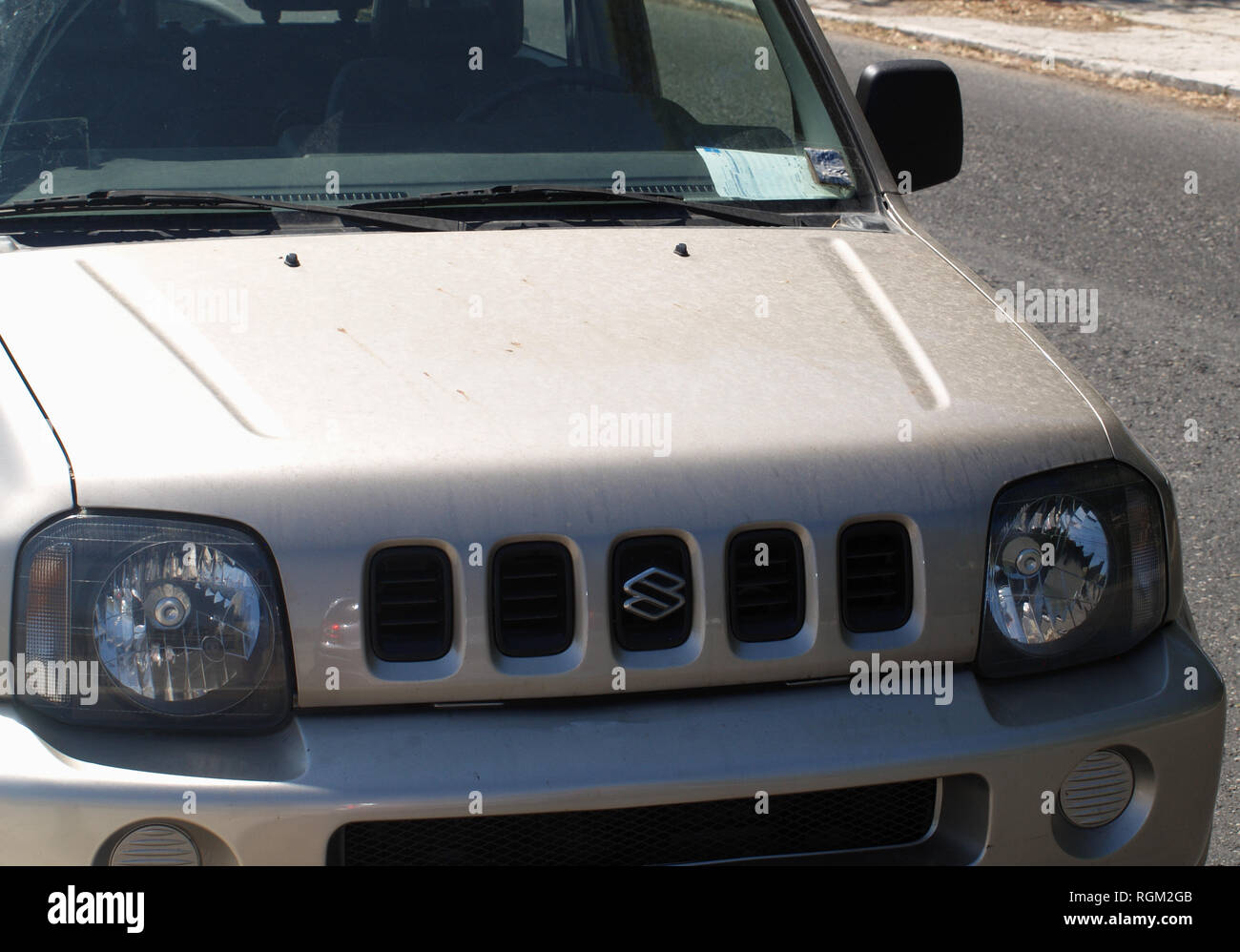 Champagnerfarbenes Auto Stockfotos Und Bilder Kaufen Alamy