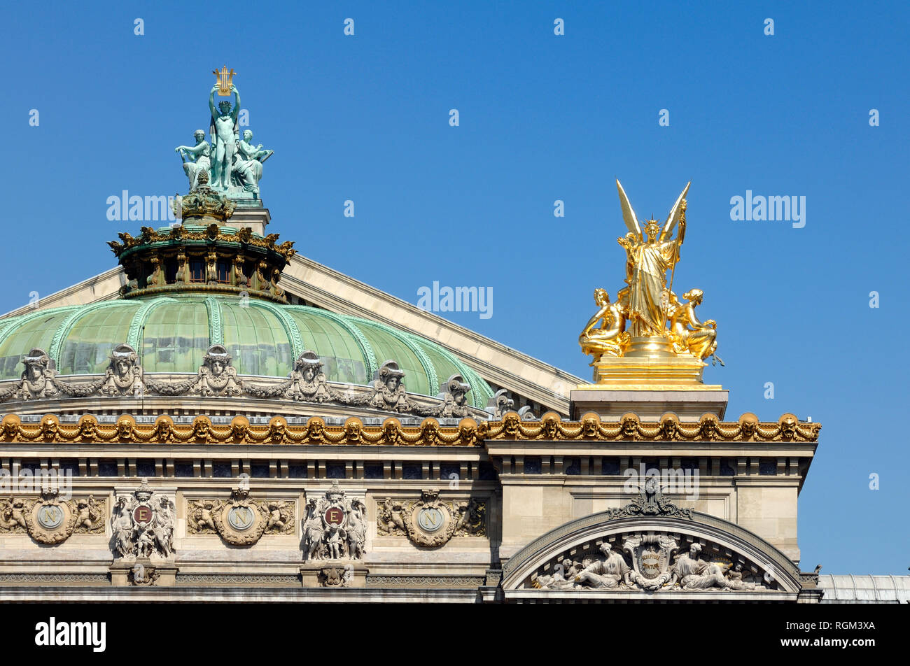 Barocke Dach Detail oder Opera Garnier (1861-75) aka Palais Garnier, Paris Opera oder Paris Opera Paris Frankreich Stockfoto