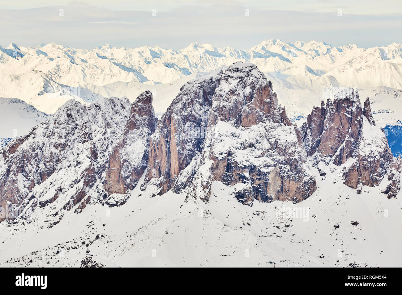 Die herrliche Aussicht auf die Dolomiten Gipfel von der Marmolada - Malga Ciapela Stockfoto