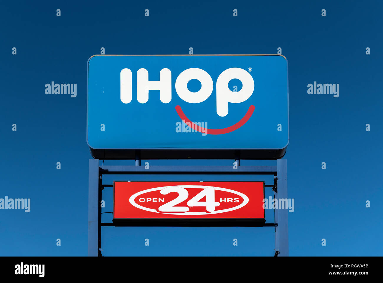 IHop, International House of Pancakes logo und unterzeichnen. Stockfoto