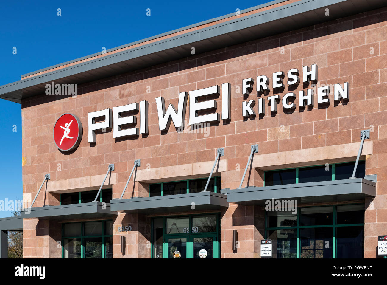 Pei Wei asiatische Küche ist eine US-amerikanische Restaurantkette mit Pan-asiatische Gerichte, Kissimmee, Florida, USA. Stockfoto