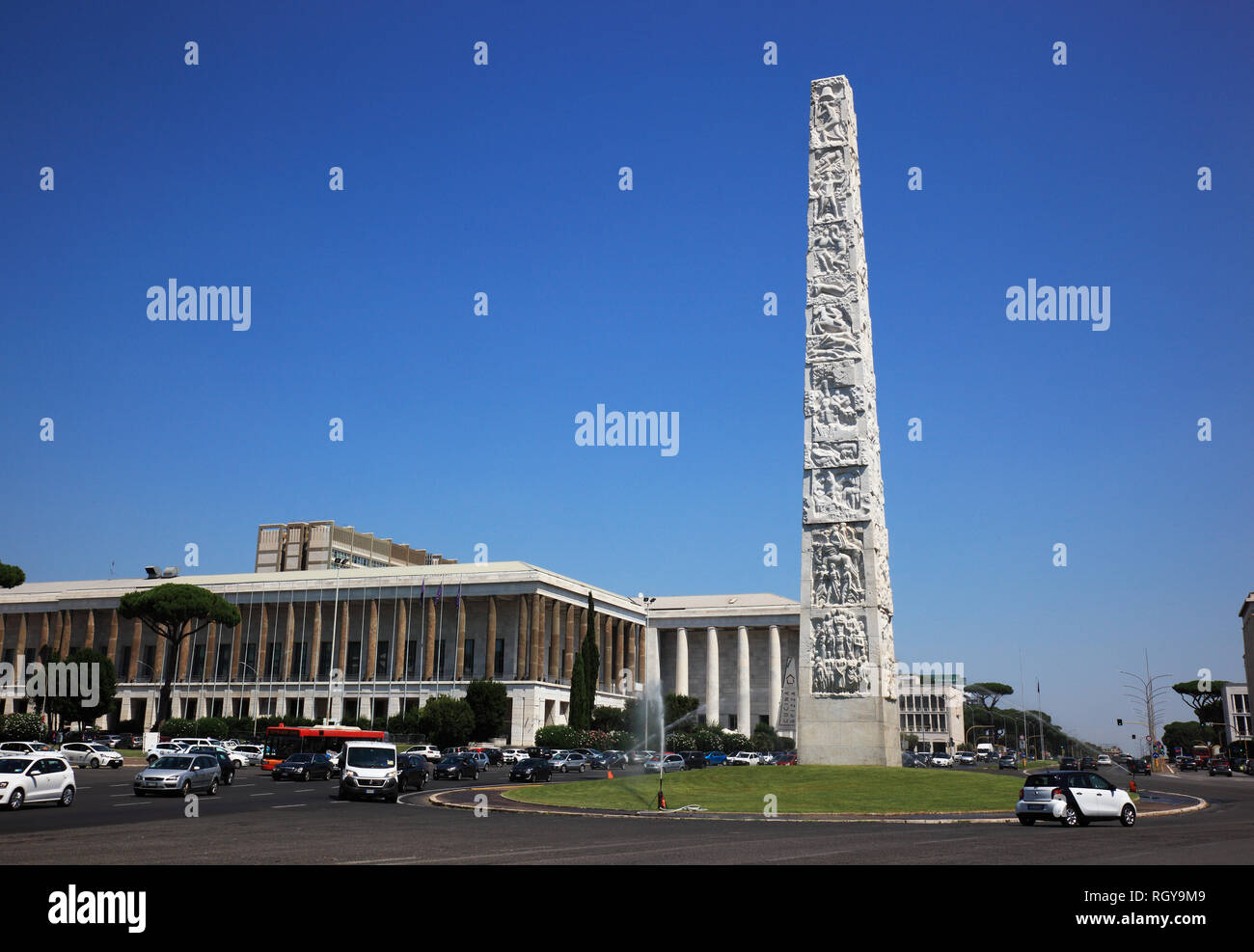 Piazza Guglielmo Marconi und Stele Obelisco di Marconi, Esposizione Universale di Roma, Weltausstellung Rom, EUR, Italien Stockfoto