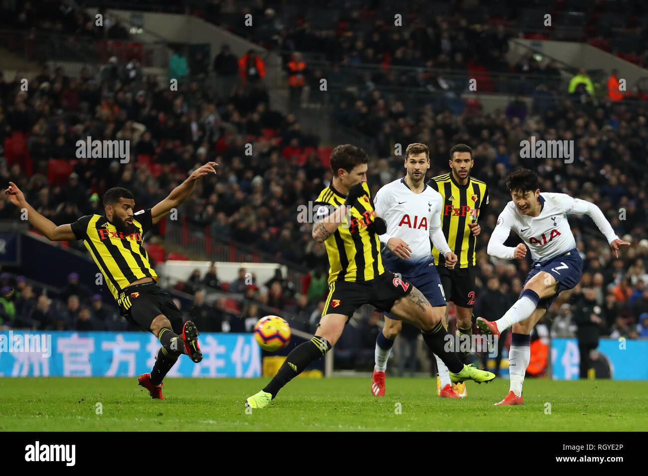 Sohn Heung-Min von Tottenham Hotspur Triebe und Kerben für 1-1 - Tottenham Hotspur v Watford, Premier League, Wembley Stadion, London (Wembley) - 30 J Stockfoto