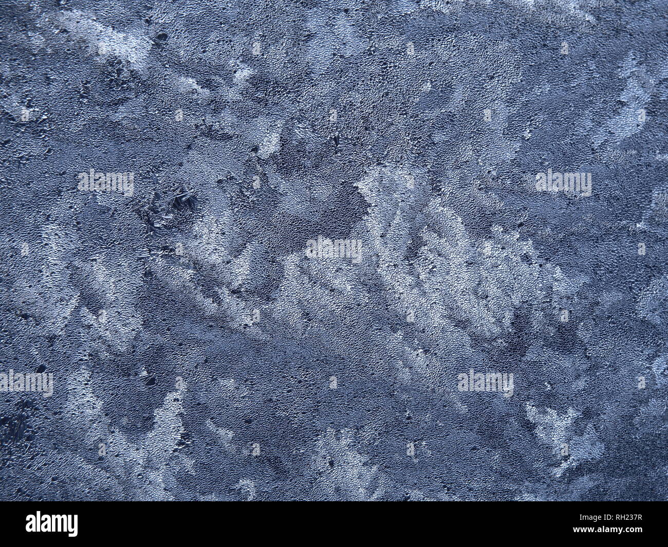 Abstrakte makro Bild von Fenster Frost mit strukturierte Bereiche. Stockfoto