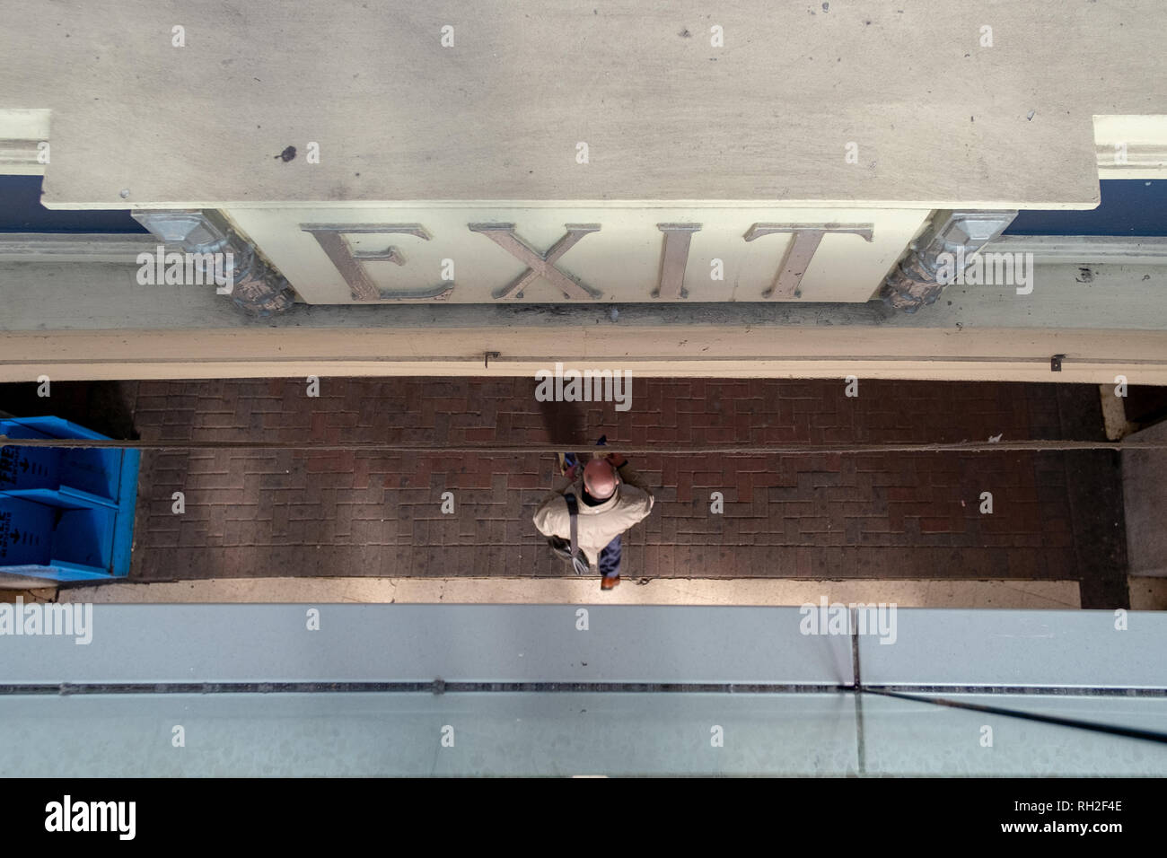 Ausgangsschilder Stockfotos Und Bilder Kaufen Alamy