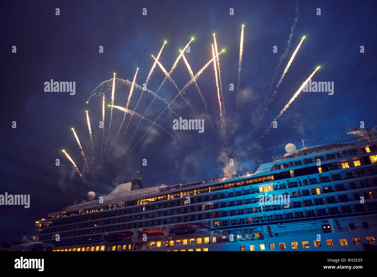 Feuerwerk Fähre Stockfoto