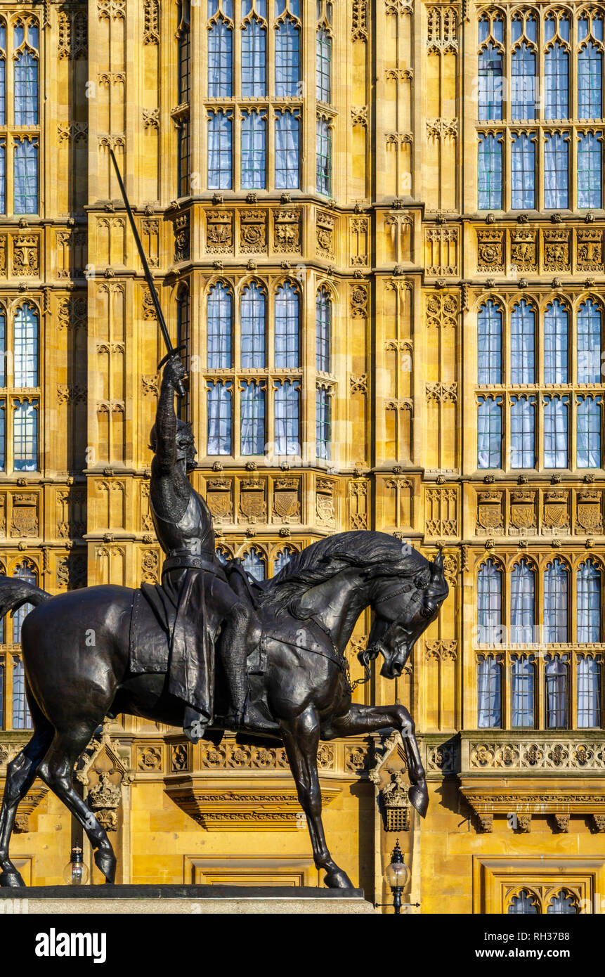 Großbritannien, England, London, Westminster, das Parlament, der Palast von Westminster, das Alte Schloss Hof, Statue von Richard I, Richard Löwenherz, Richard Co Stockfoto