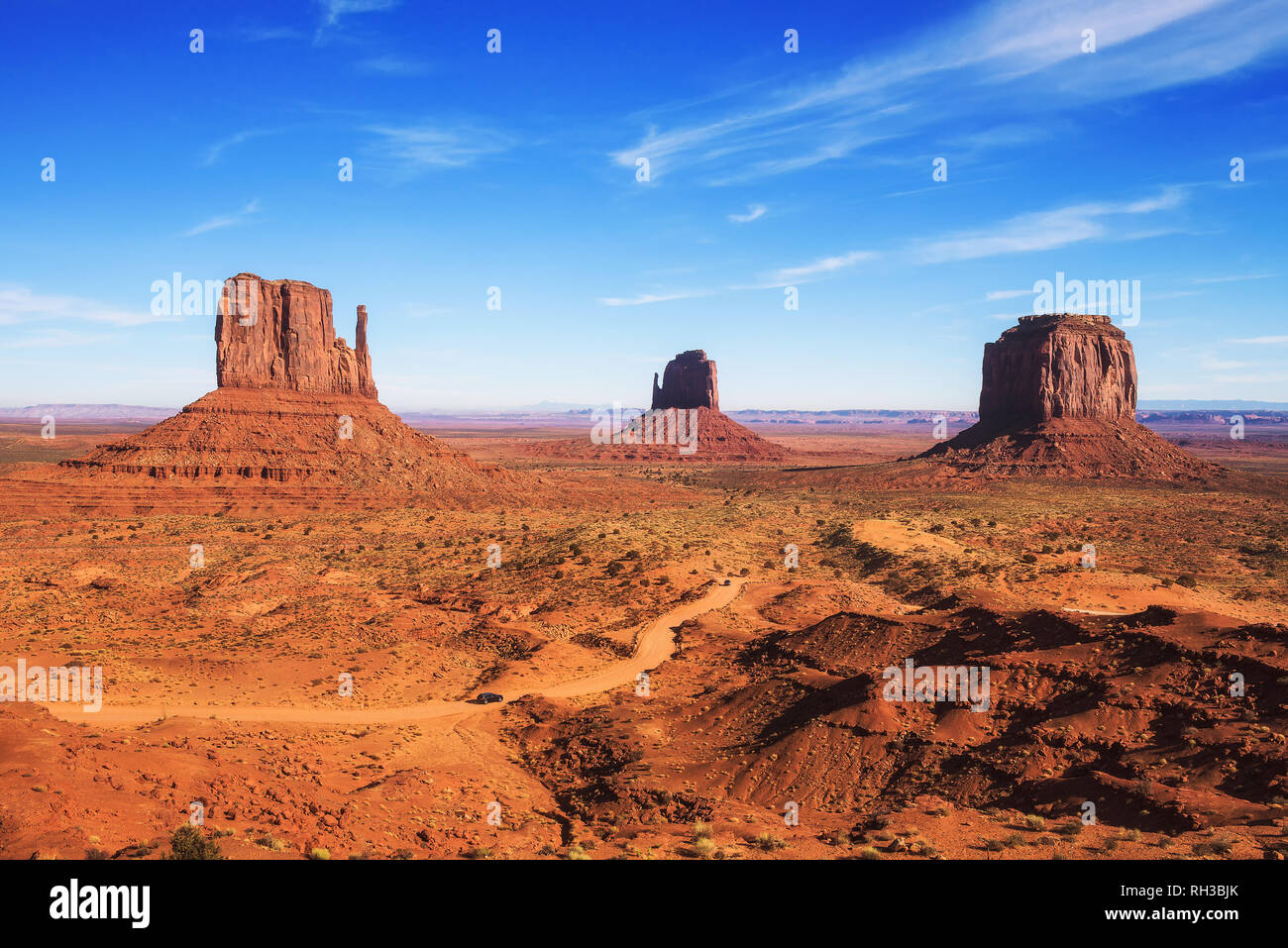 Monument Valley an der Grenze zwischen Arizona und Utah, USA Stockfoto