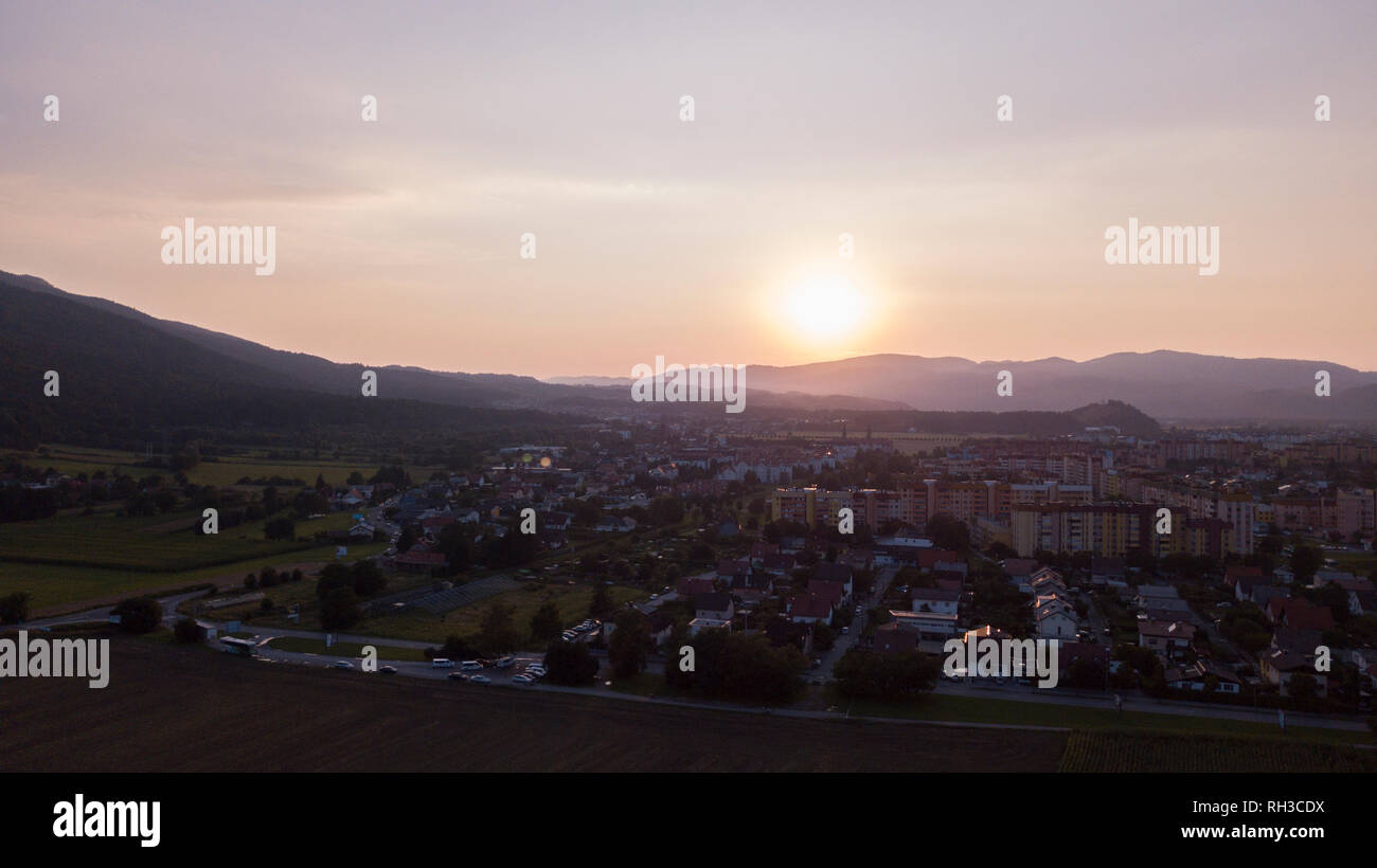Sonnenuntergang in Stadt Stockfoto
