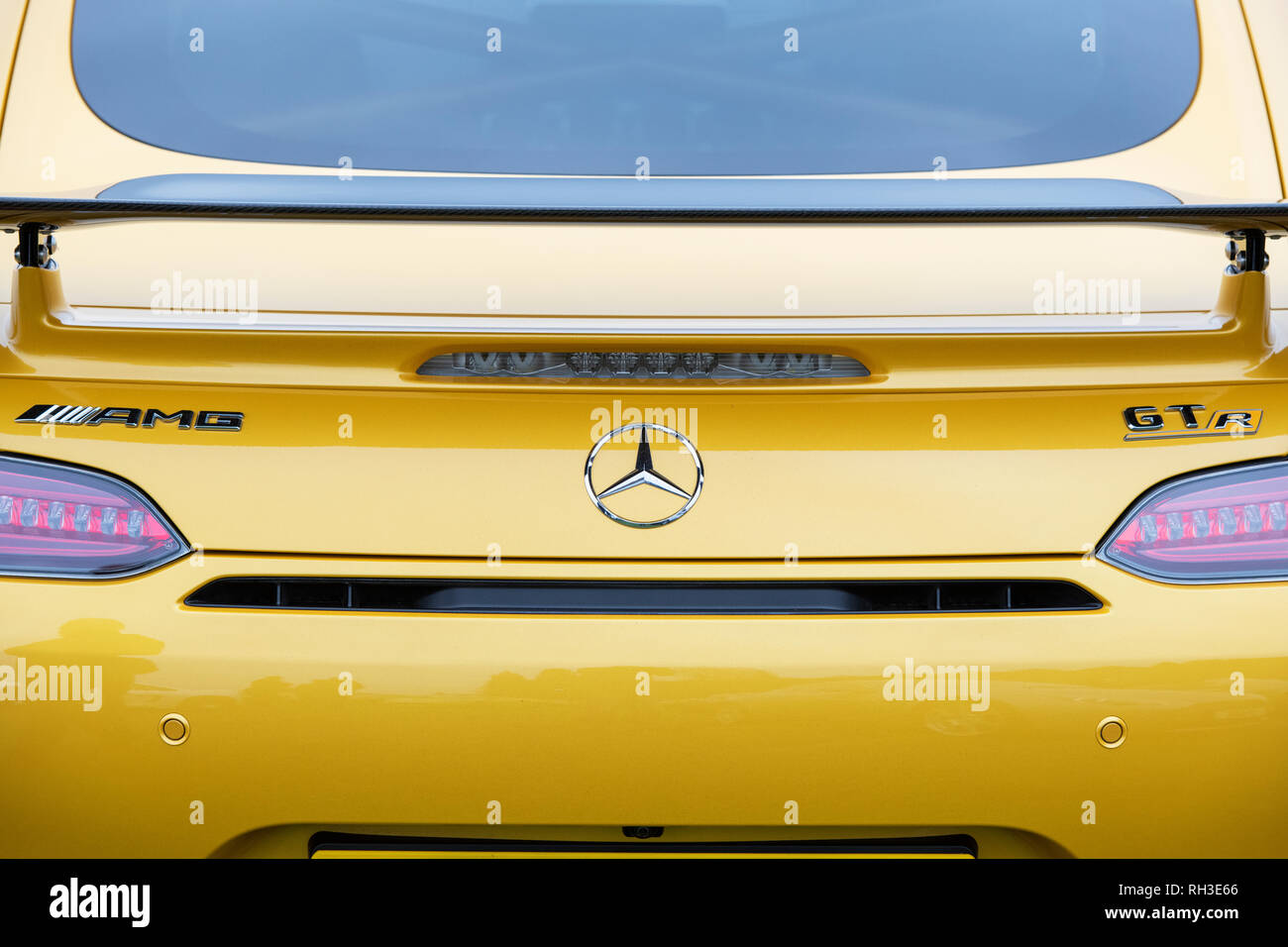 Mercedes amg abzeichen -Fotos und -Bildmaterial in hoher Auflösung – Alamy