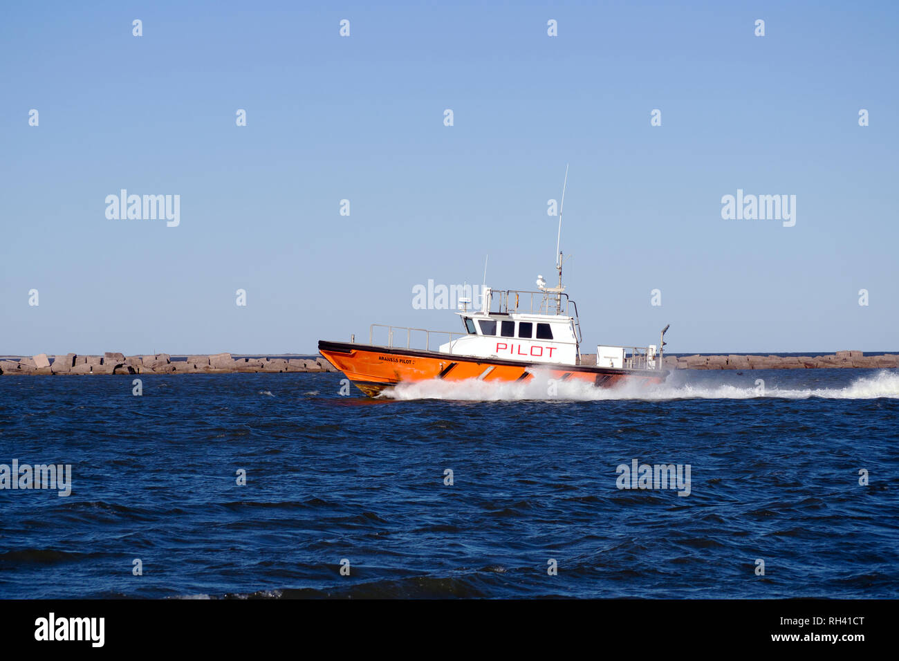 Ein Pilot Boot, verantwortlich für die Begleitung von Öltankern durch die Corpus Christi Ship Channel, Kreuzfahrten durch die Stege in Port Aransas, Texas USA. Stockfoto