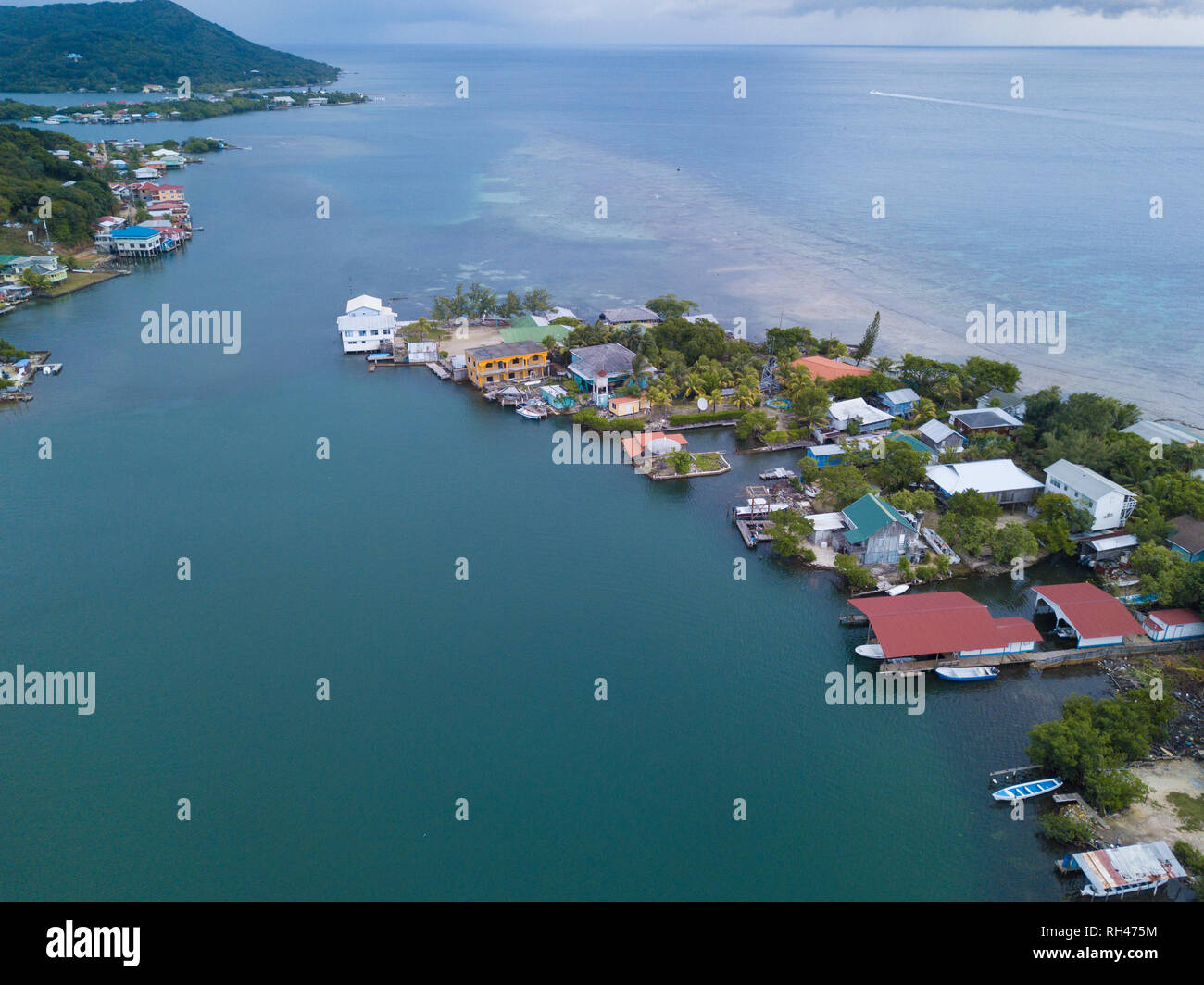 Luftaufnahme des Oak Ridge von Roatan Honduras. Stockfoto