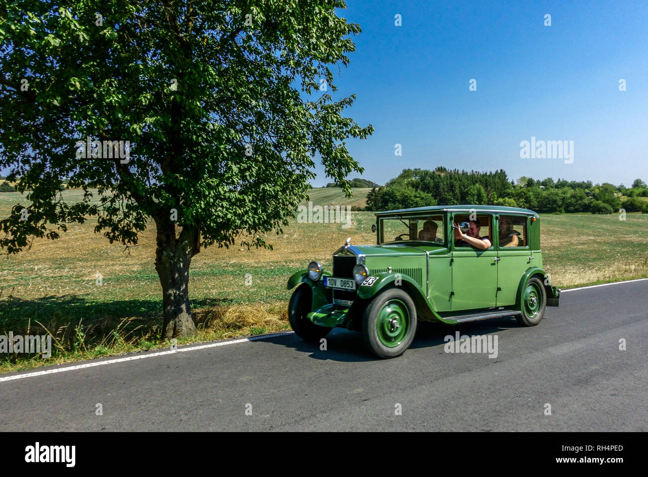 Mathis QM, 1929 Oldtimer laufen auf Landstraße, Tschechische Republik Stockfoto