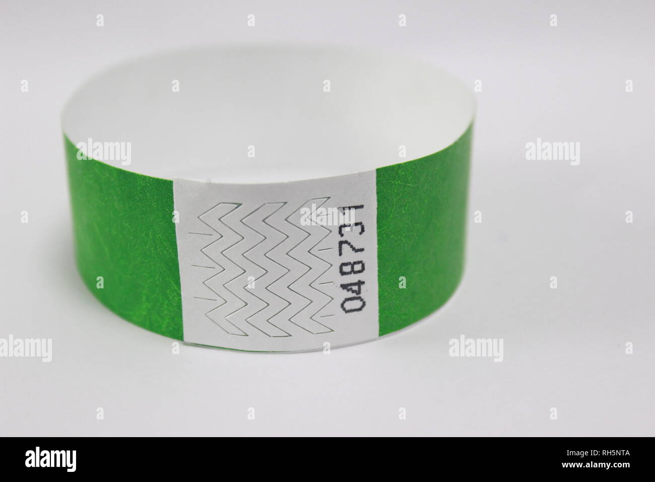 Bunte Armbänder für Konzerte, Veranstaltungen und Festivals Stockfoto