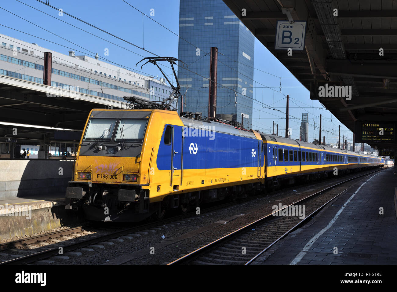 Klasse E186 E-Lok; Brussel Zuid; Belgien Stockfoto