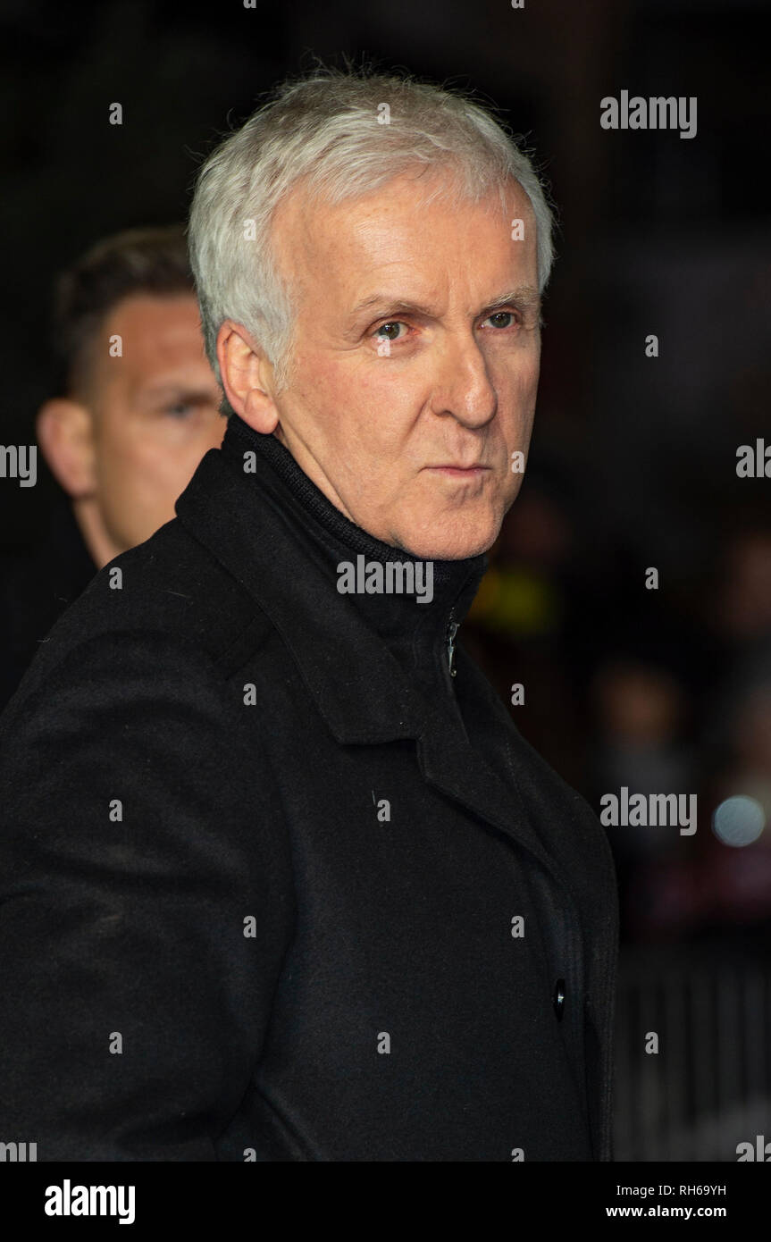 James Cameron besucht die Weltpremiere von "Alita: Battle Angel' im Odeon Leicester Square. Stockfoto