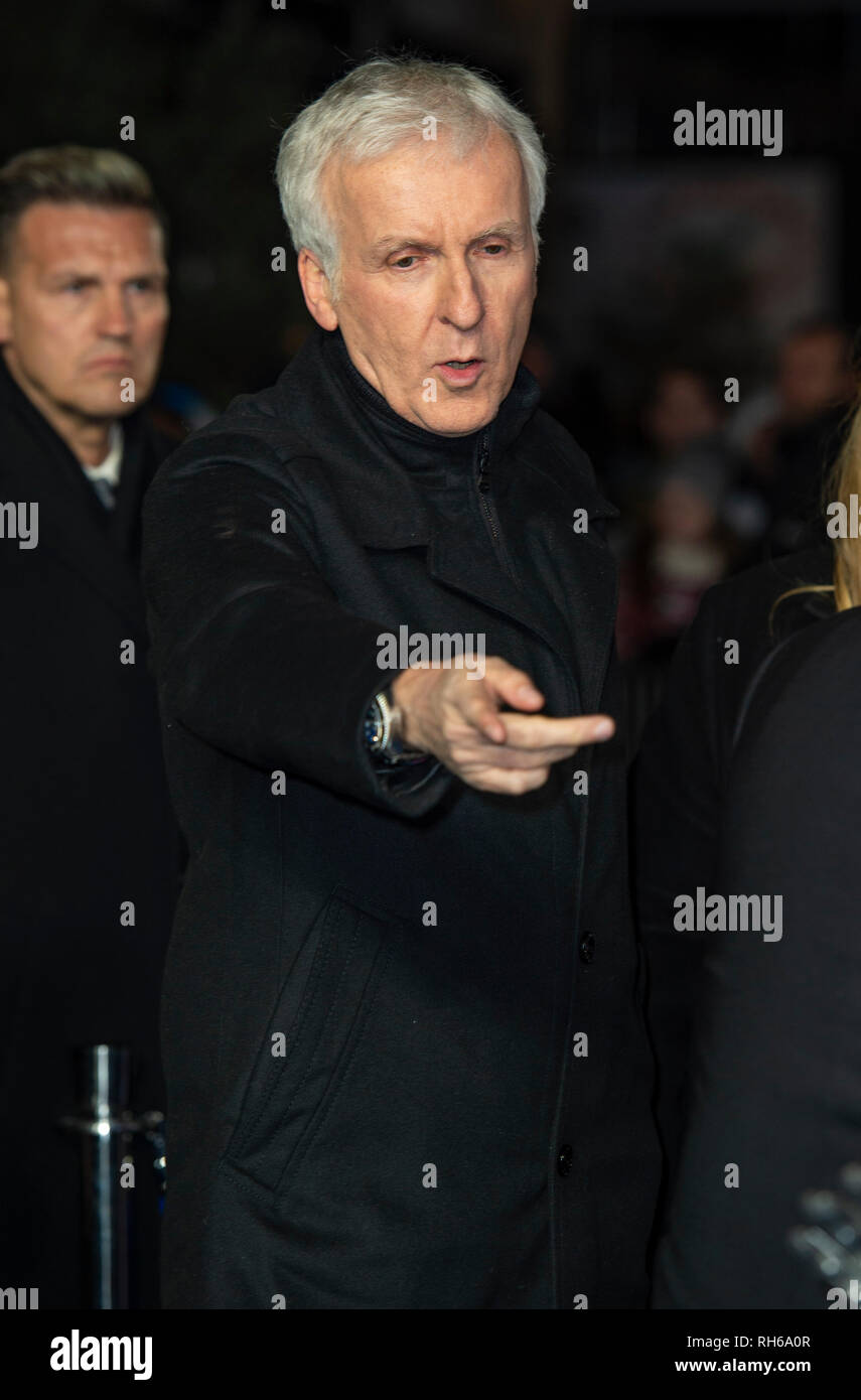 James Cameron besucht die Weltpremiere von "Alita: Battle Angel' im Odeon Leicester Square. Stockfoto