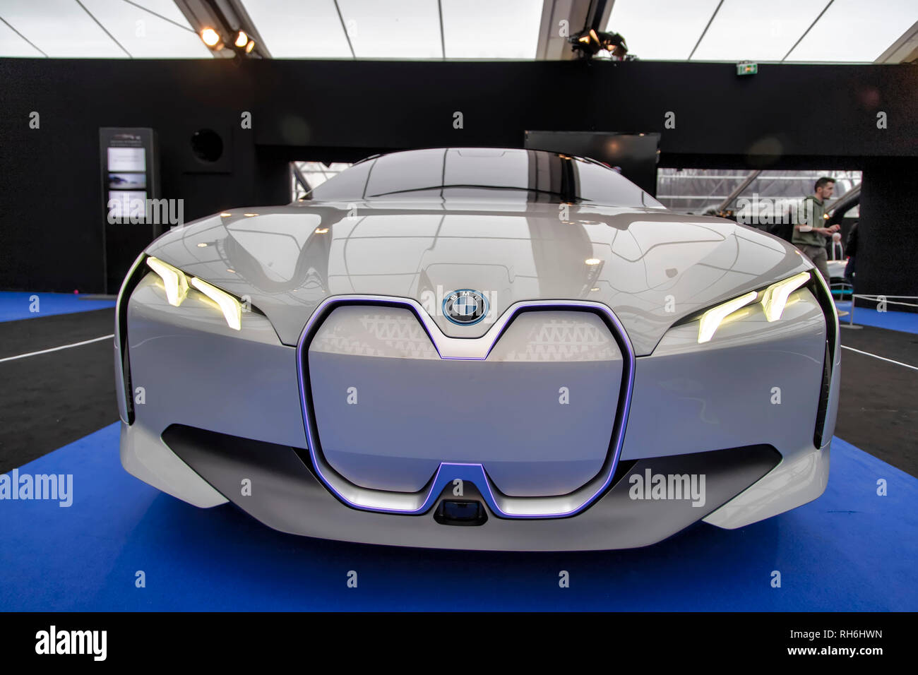 Paris Frankreich Januar 19 Bmw I Vision Dynamics Das Internationale Automobilfestival Vereint In Paris Die Schonsten Konzeptfahrzeuge Der Automobilhersteller Vom 30 Januar Bis 3 Februar 19 Kredit Bernard Menigault Alamy Live News
