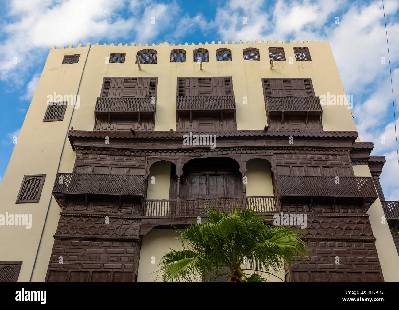 Altes Haus mit Holz- mashrabiya in al-Balad Viertel, Mekka Provinz, Jeddah, Saudi-Arabien Stockfoto
