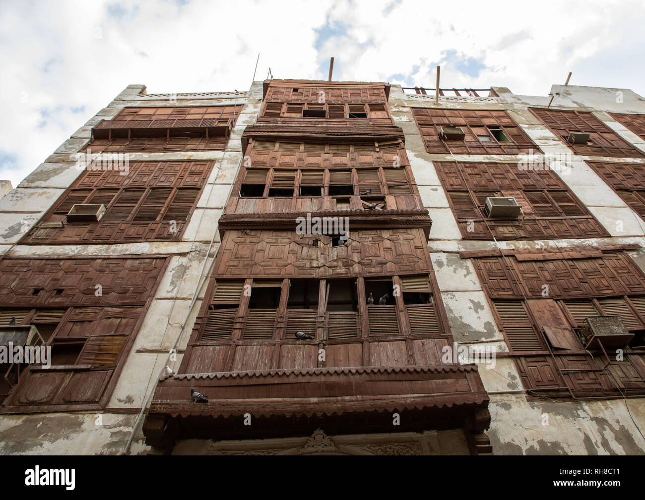 Altes Haus mit Holz- mashrabiya in al-Balad Viertel, Mekka Provinz, Jeddah, Saudi-Arabien Stockfoto