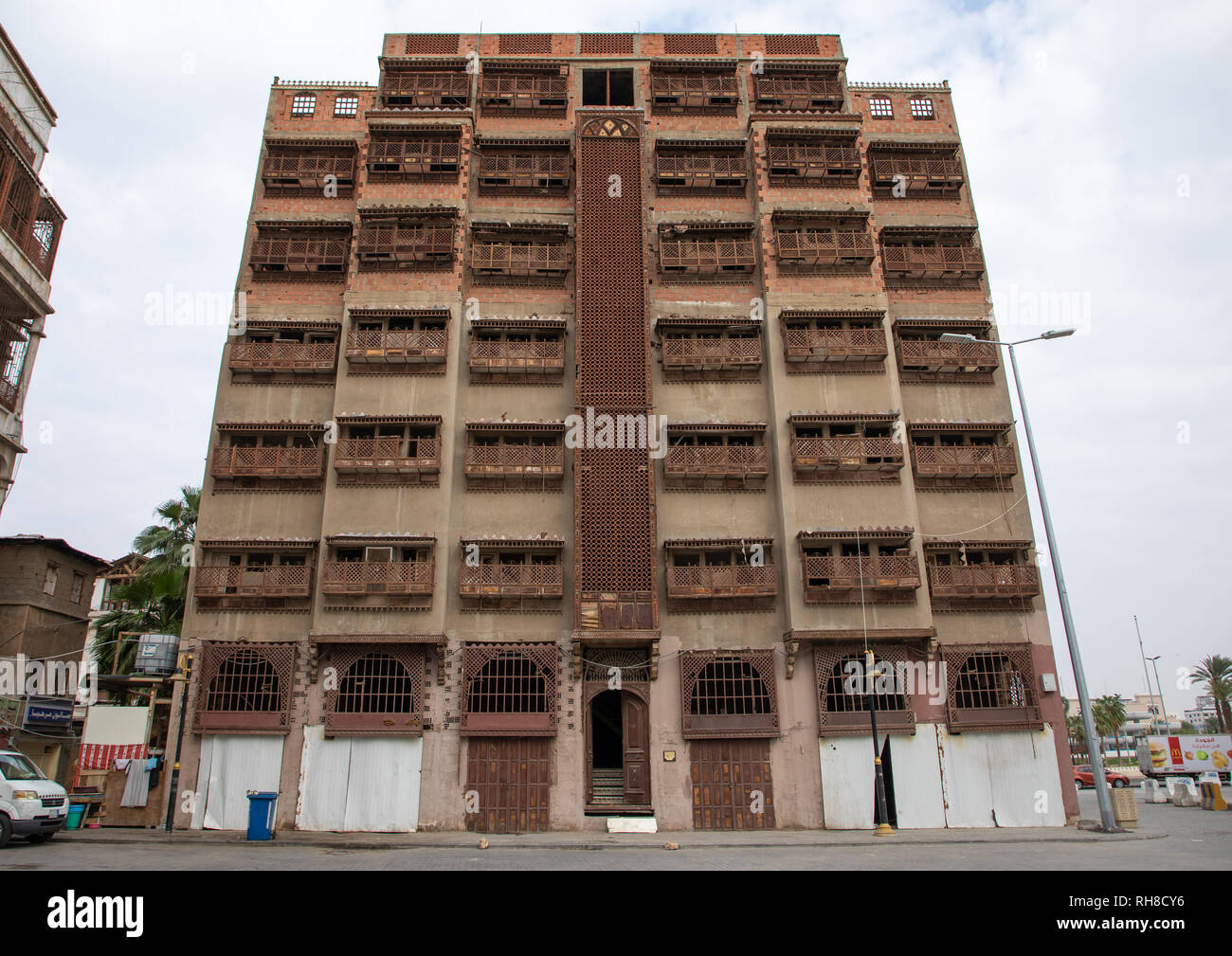 Altes Haus mit Holz- mashrabiya in al-Balad Viertel, Mekka Provinz, Jeddah, Saudi-Arabien Stockfoto