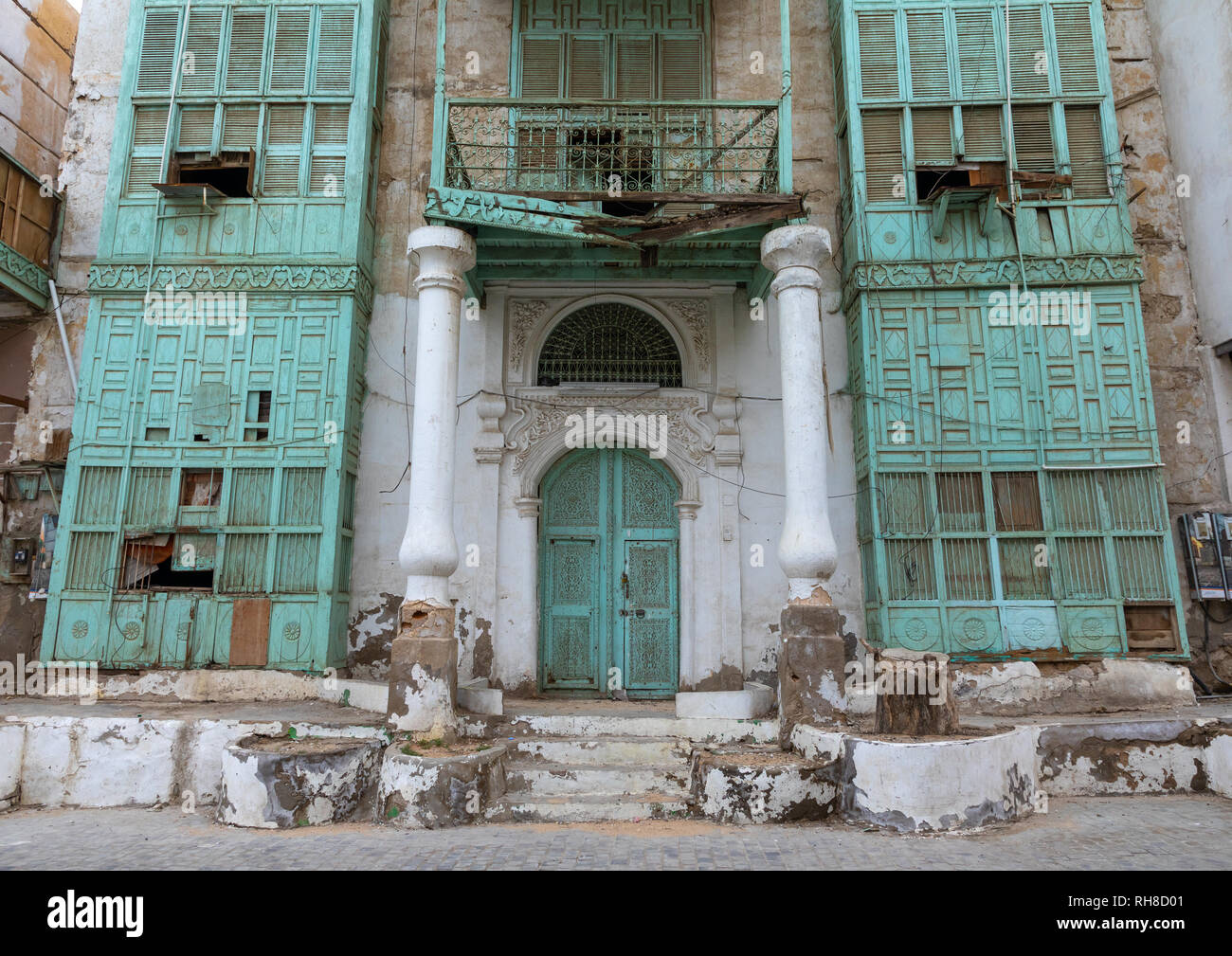 Altes Haus mit Holz- mashrabiya in al-Balad Viertel, Mekka Provinz, Jeddah, Saudi-Arabien Stockfoto