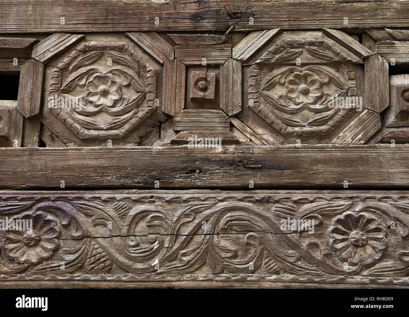 Detail eines hölzernen mashrabiya eines alten Hauses in al-Balad Viertel, Mekka Provinz, Jeddah, Saudi-Arabien Stockfoto