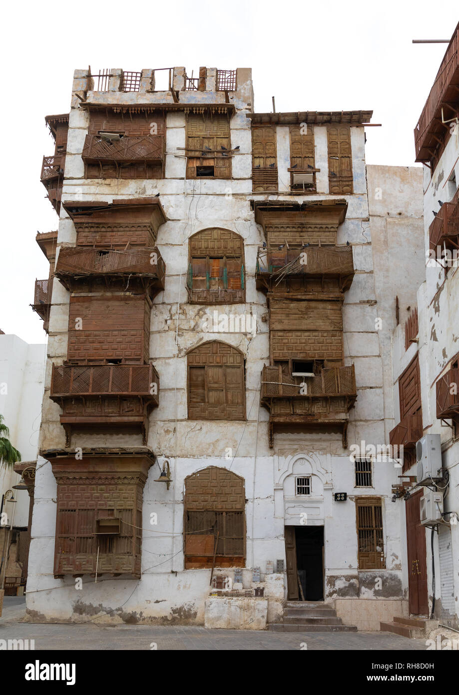 Altes Haus mit Holz- mashrabiya in al-Balad Viertel, Mekka Provinz, Jeddah, Saudi-Arabien Stockfoto