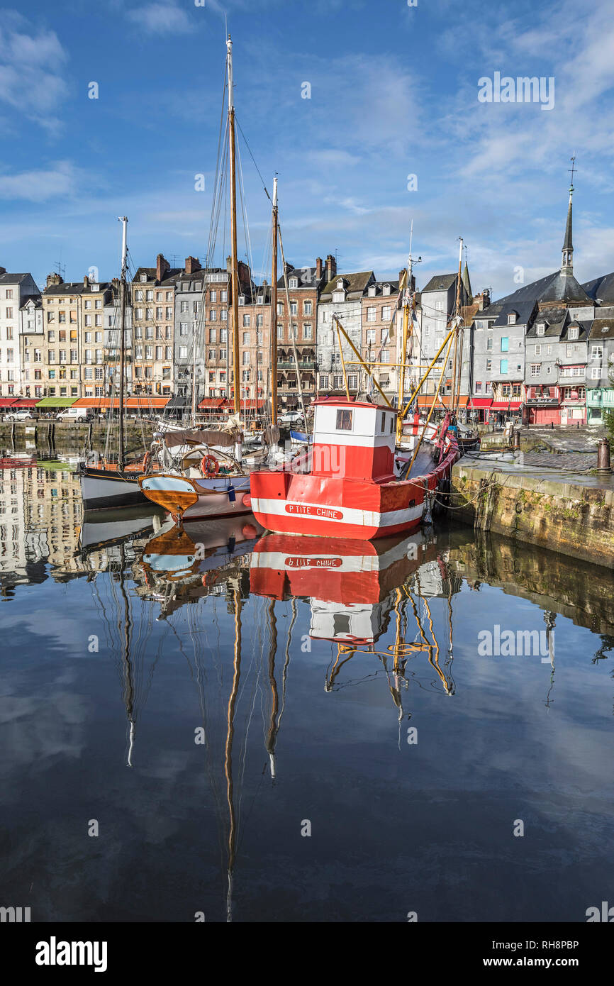 Le Havre (Normandie, Frankreich), entlang der Küste 'Côte de Grace". 'Vieux Bassin' (alte Hafen) und Kai von Sainte-Catherine*** Local Caption Stockfoto