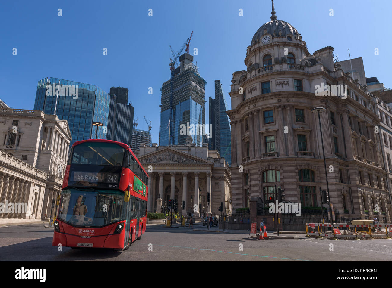 Bank Kreuzung, wo Threadneedle Street, Cornhill, Mansion House Street und der Lombard Street. Es ist die Heimat der London Stock Exchange Group. Stockfoto