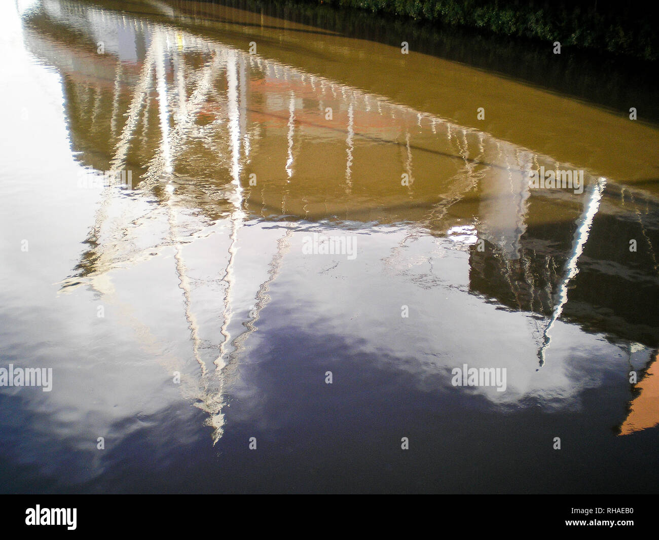 Fürstentum Stadion in der Taf Fluss Gewässer, Cardiff, Wales, Vereinigtes Königreich, Stockfoto