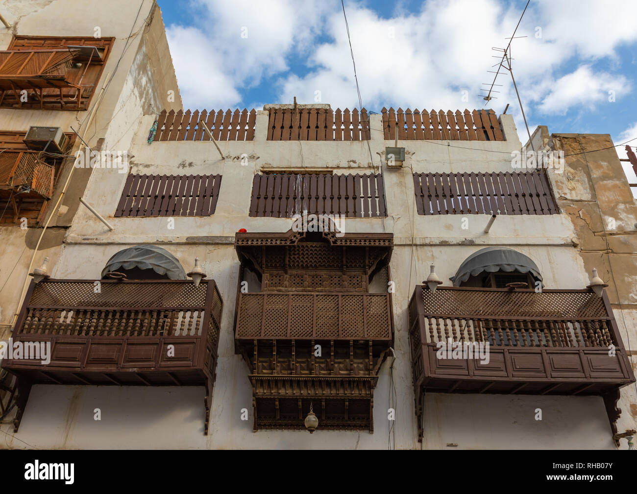 Altes Haus mit Holz- mashrabiya in al-Balad Viertel, Mekka Provinz, Jeddah, Saudi-Arabien Stockfoto