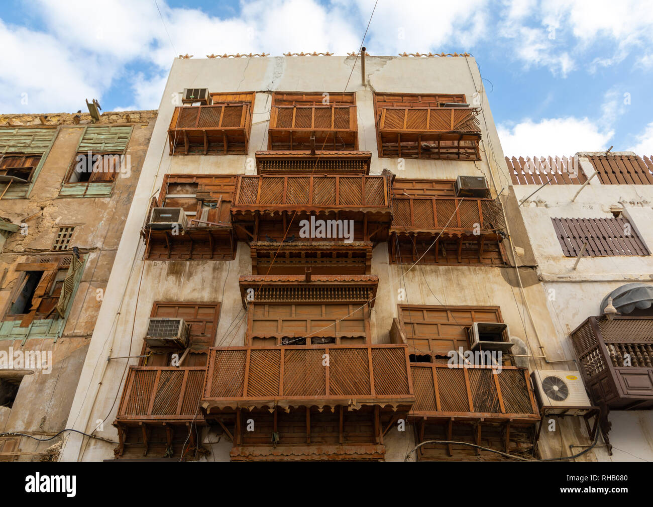 Altes Haus mit Holz- mashrabiya in al-Balad Viertel, Mekka Provinz, Jeddah, Saudi-Arabien Stockfoto