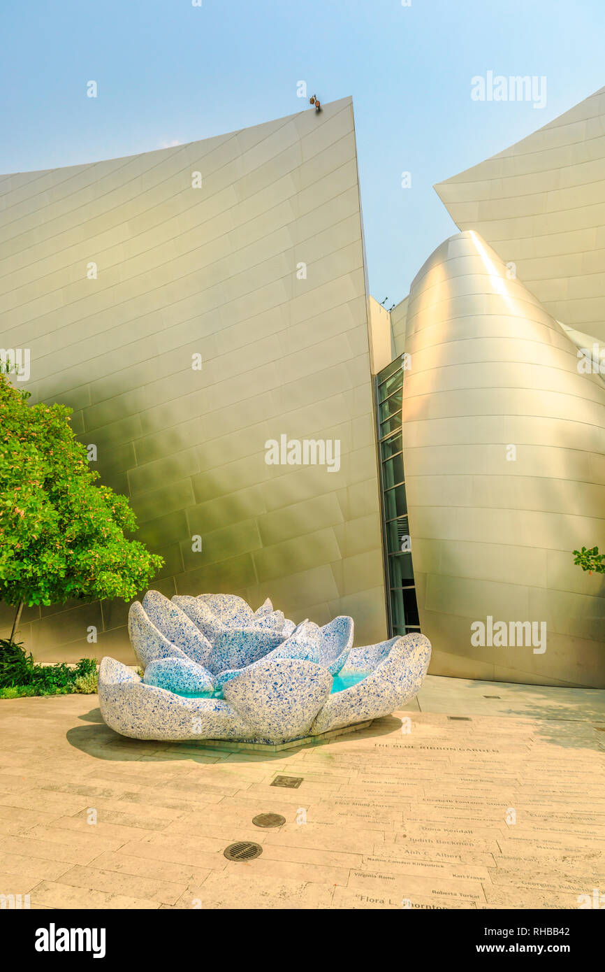 Los Angeles, Kalifornien, USA - August 9, 2018: Auf dem Dach der Walt Disney Concert Hall, von Frank Gehry auf Bunker Hill, Heimat Los Angeles Stockfoto