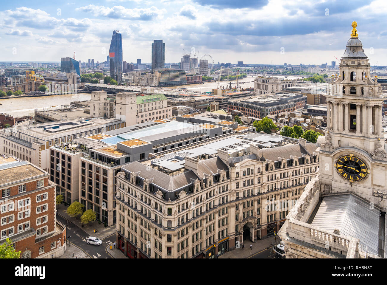 St. Paul cathedral London UK. Luftaufnahme von seinem Dach Stockfoto