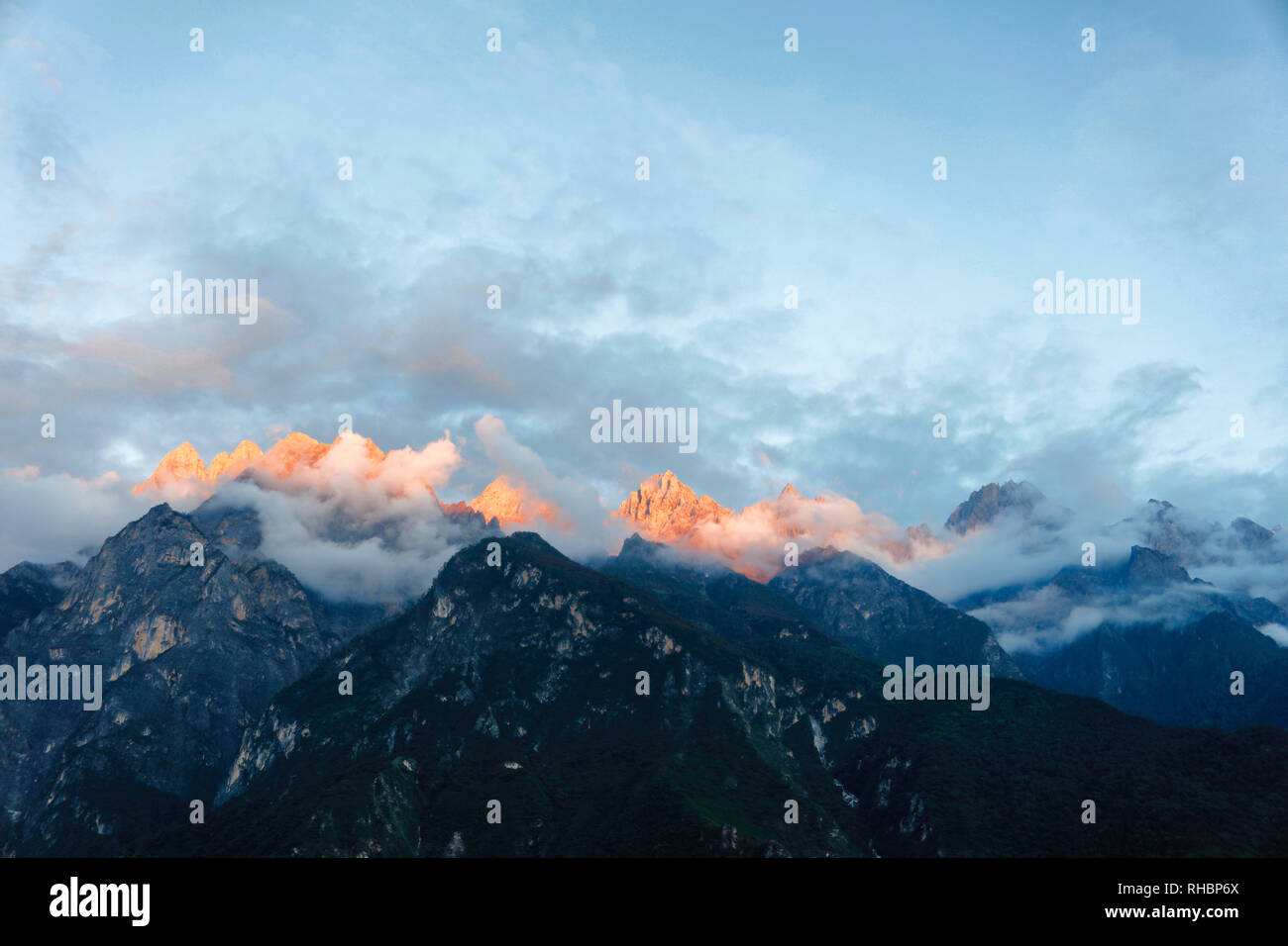 Jade Dragon Snow Mountain, Tiger Leaping Gorge, Yunnan, China Stockfoto