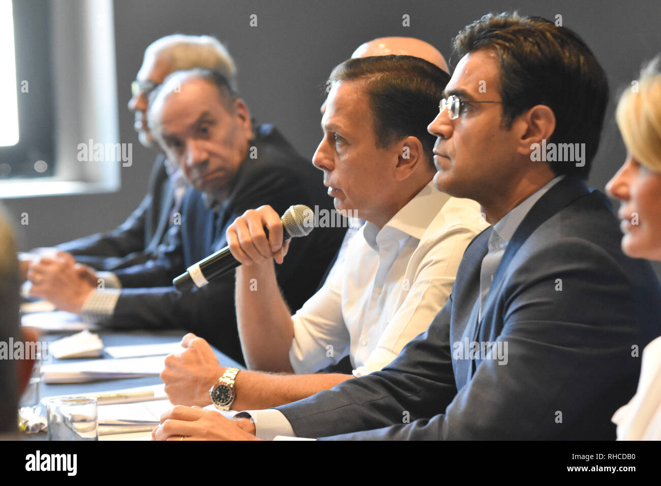 SÃO PAULO, SP - 02.02.2019: JOÃO D'RIA FAZ REUNIÃO COM SECRETARIADO - João Doria, Gouverneur von São Paulo, ein Treffen mit dem Sekretariat am Samstag (2) Bandeirantes Palast, wo er einen Bericht über die dengue Lage im Staat São Paulo vorgestellt. (Foto: Roberto Casimiro/Fotoarena) Stockfoto